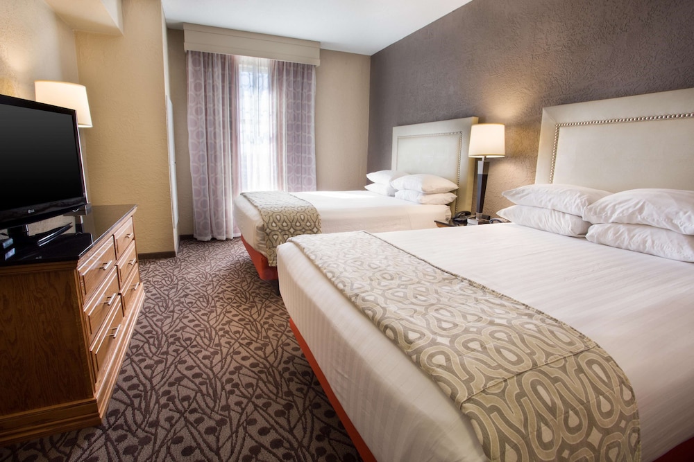 Suite, 2 Queen Beds, Refrigerator & Microwave (2 Rooms) - Photo 1