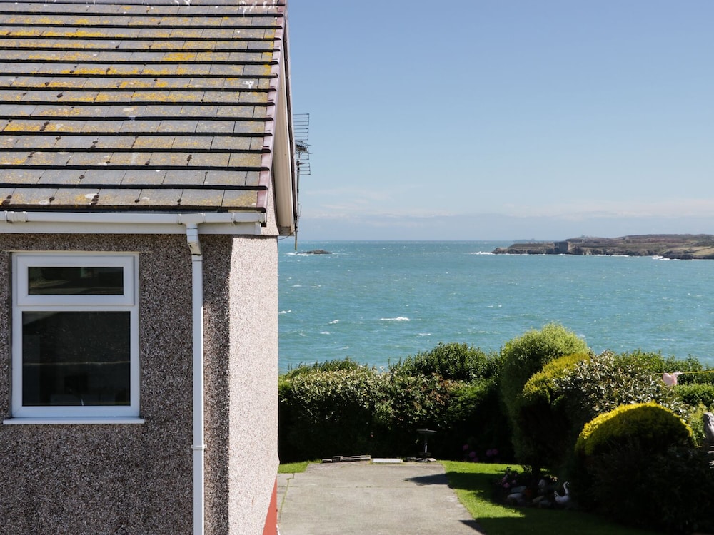 Cottage photo 2
