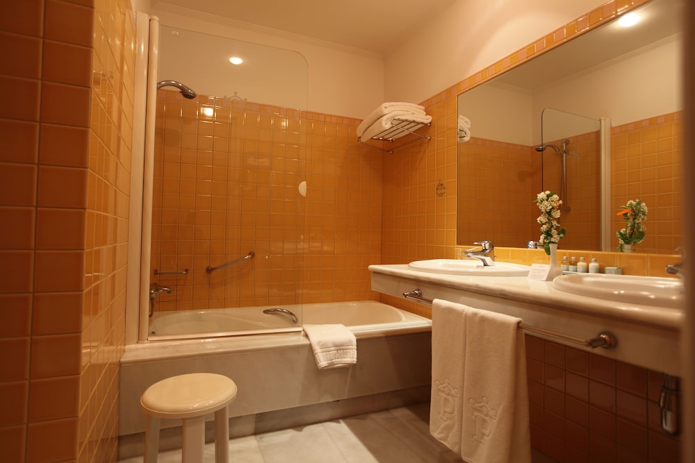 Standard Twin Room photo 2