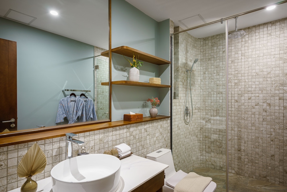 Suite, 3 Bedrooms (Duplex) - Photo 4
