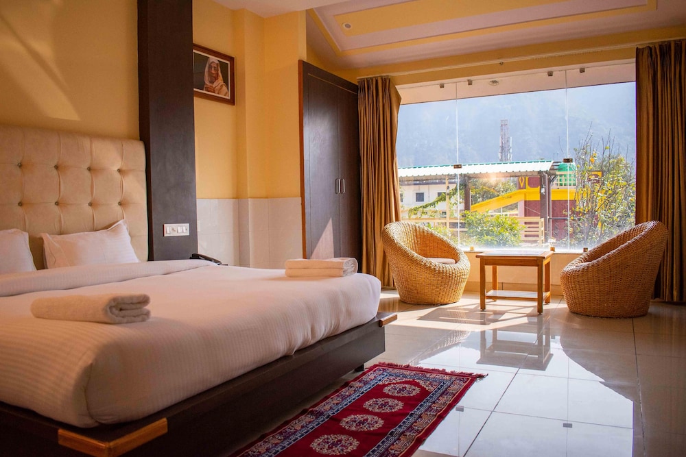 Family Double Room, Mountain View