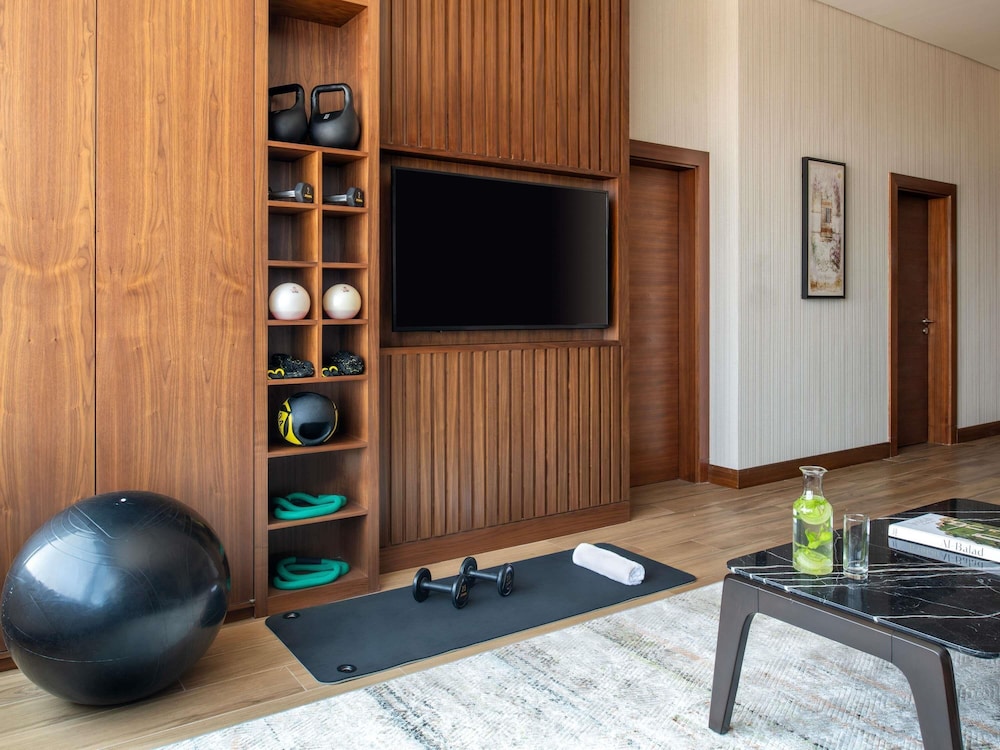 Apartment, 1 Bedroom (Swiss) thumbnail 6