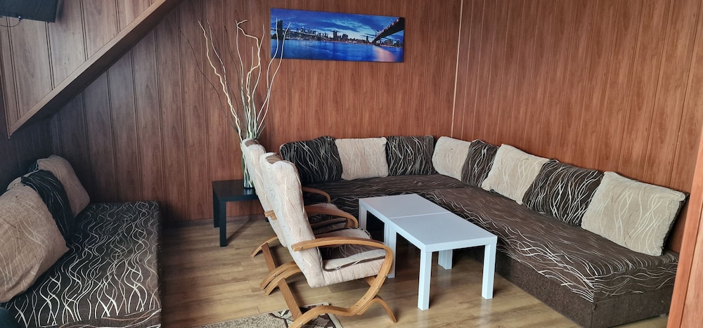 Standard Studio Suite photo 2