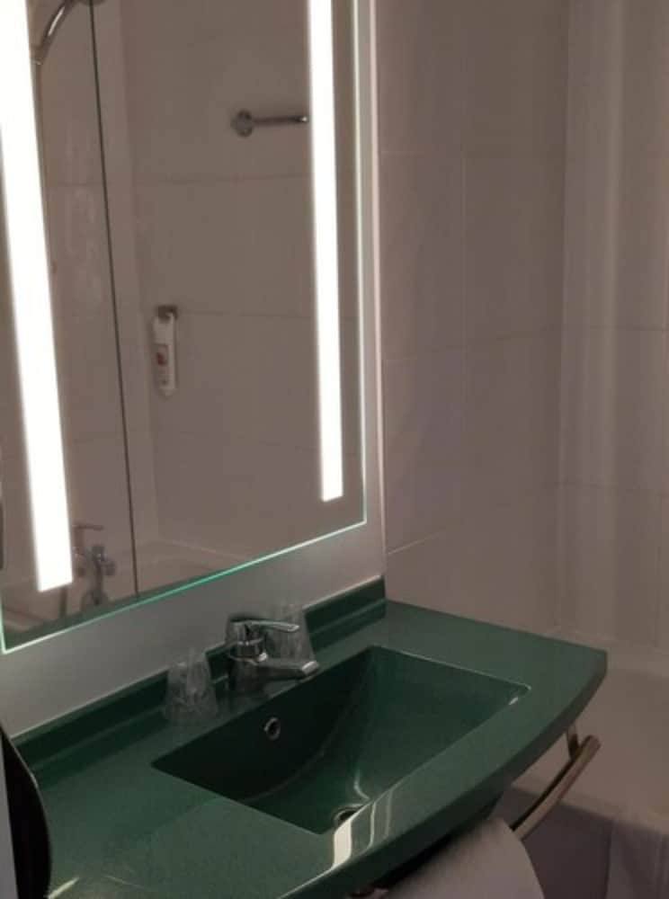 Standard Room, 1 Double Bed - Photo 2