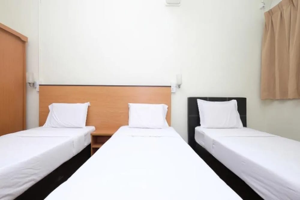 Superior Triple Room photo 3