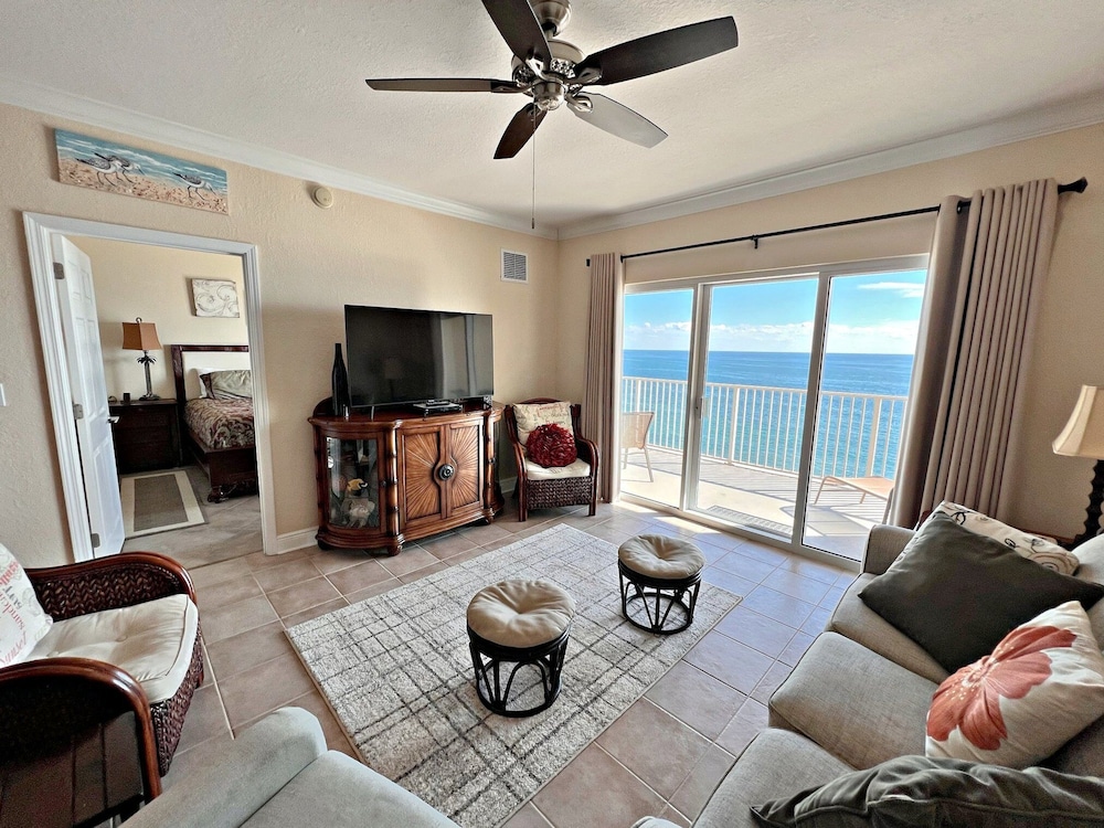 Condo, Multiple Beds, Hot Tub (Crystal Shores West 707)