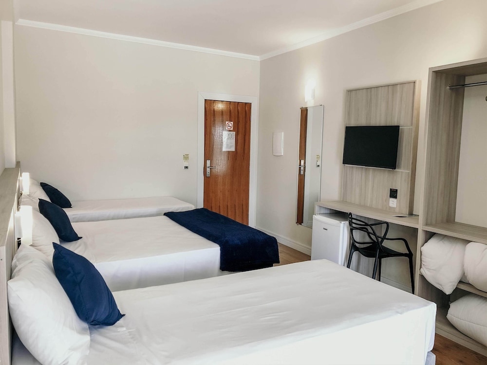 Standard Quadruple Room, Non Smoking