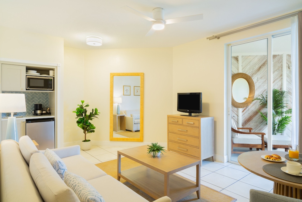 Junior Suite, Ocean View - Photo 3