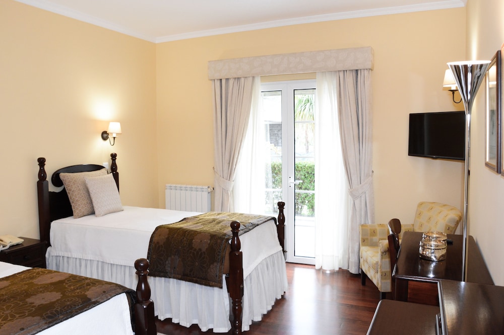 Standard Triple Room - Photo 1
