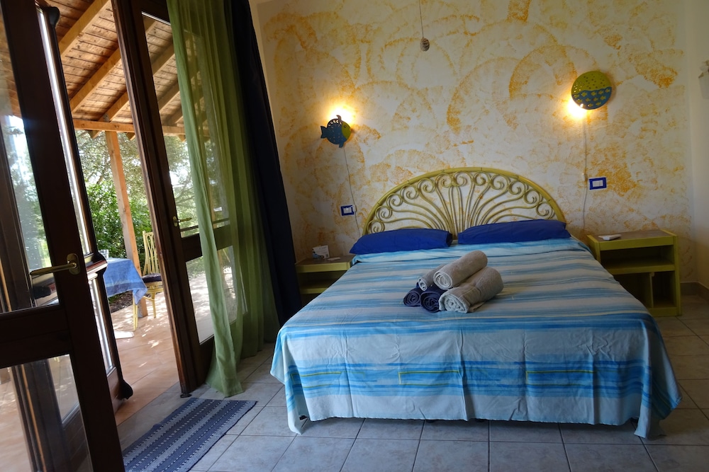 Family Double Or Twin Room, Ensuite (Lentisco 7) photo 2