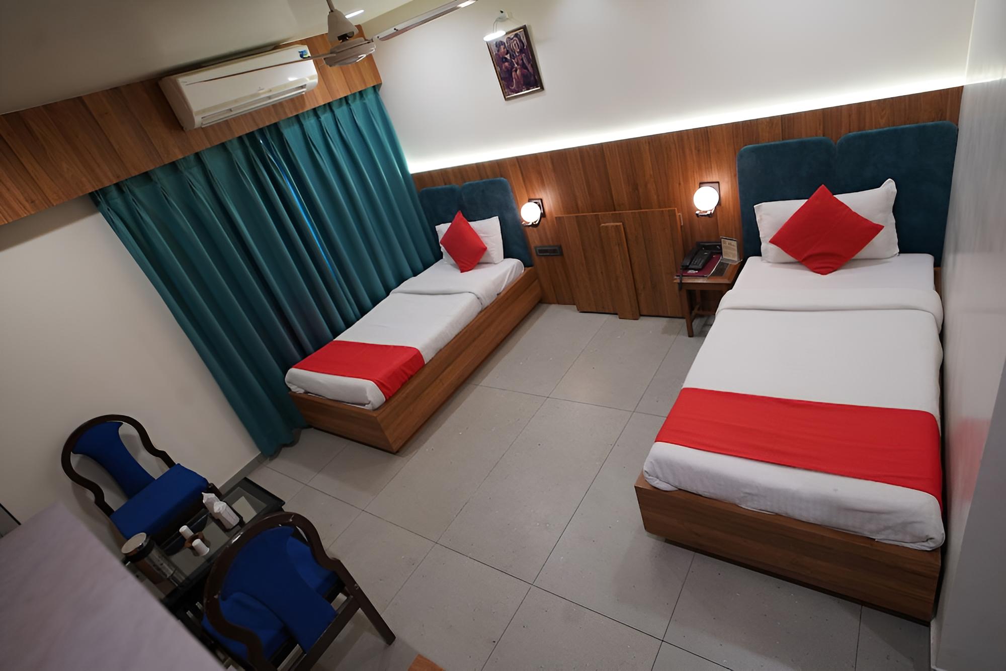 Executive Room - Photo 3