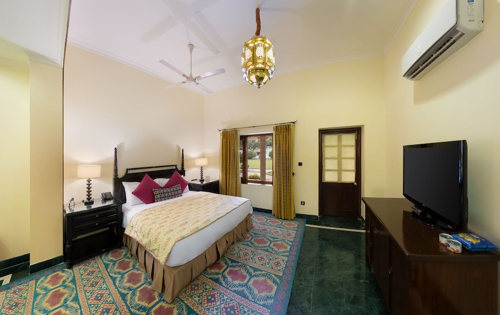 Premium Suite, 1 Double Bed, Garden View Premium Suite, 1 Double Bed, Garden View