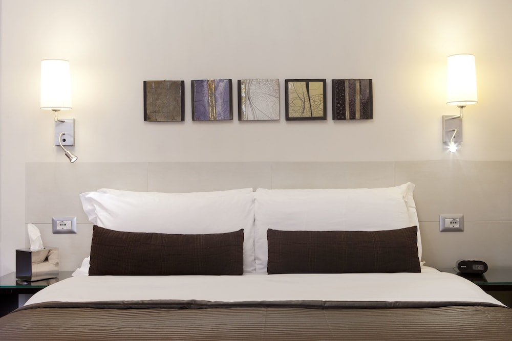 Economy Double Room photo 2
