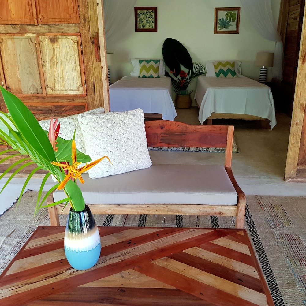 Standard Twin Room 2