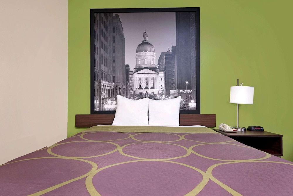 Standard Room, 1 Queen Bed - Photo 1