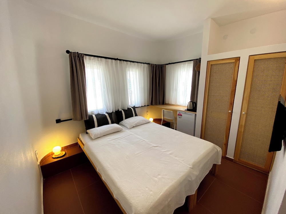 Standard Double or Twin Room, City View