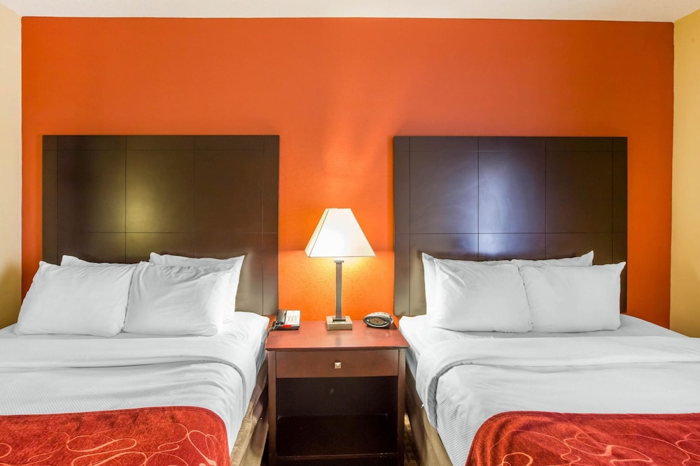 Suite, Multiple Beds, Accessible, Non Smoking photo 3