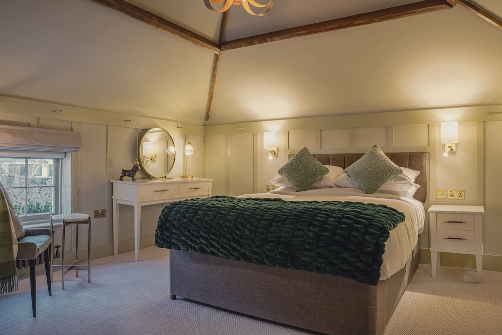 Deluxe Room, 1 King Bed