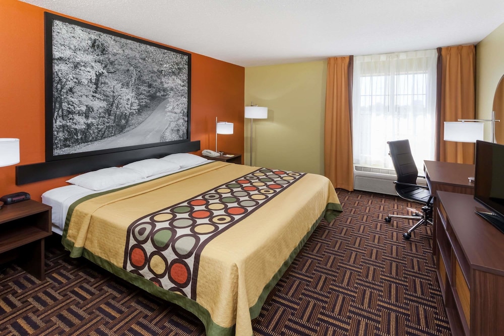 Standard Room, 1 King Bed - Photo 1