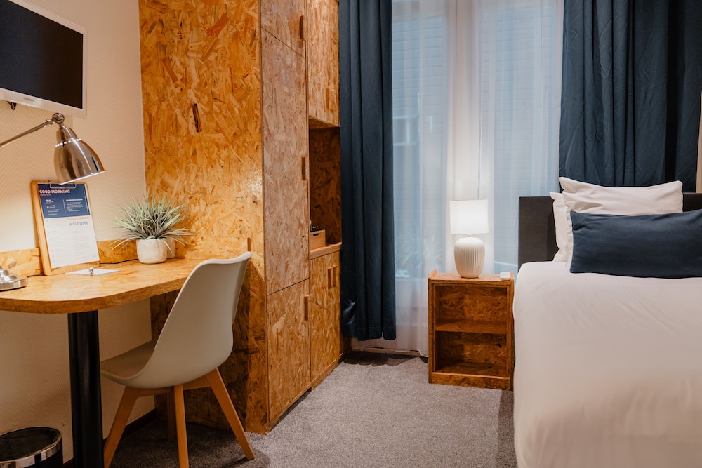 Standard Single Room, Balcony