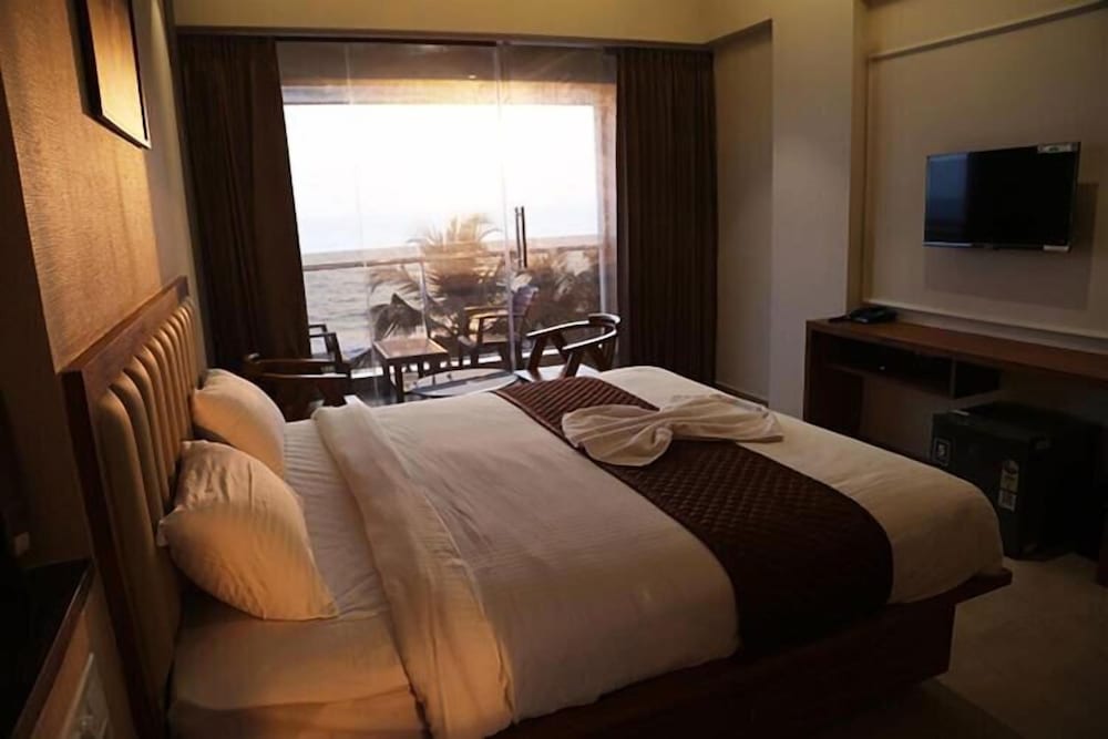 Premium Single Room