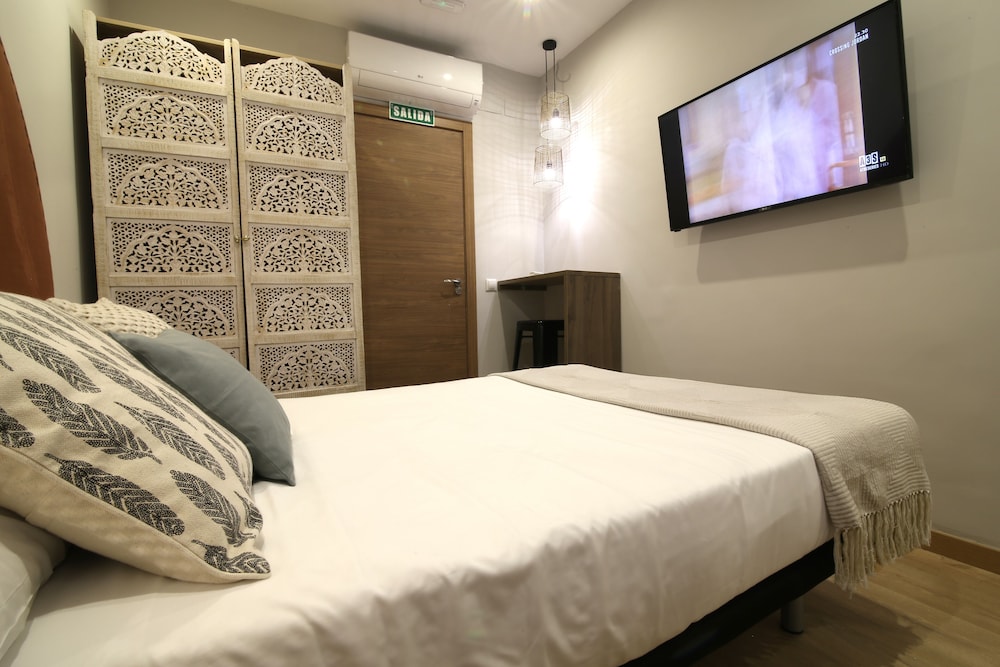 Standard Double Room, 1 Double Bed photo 3