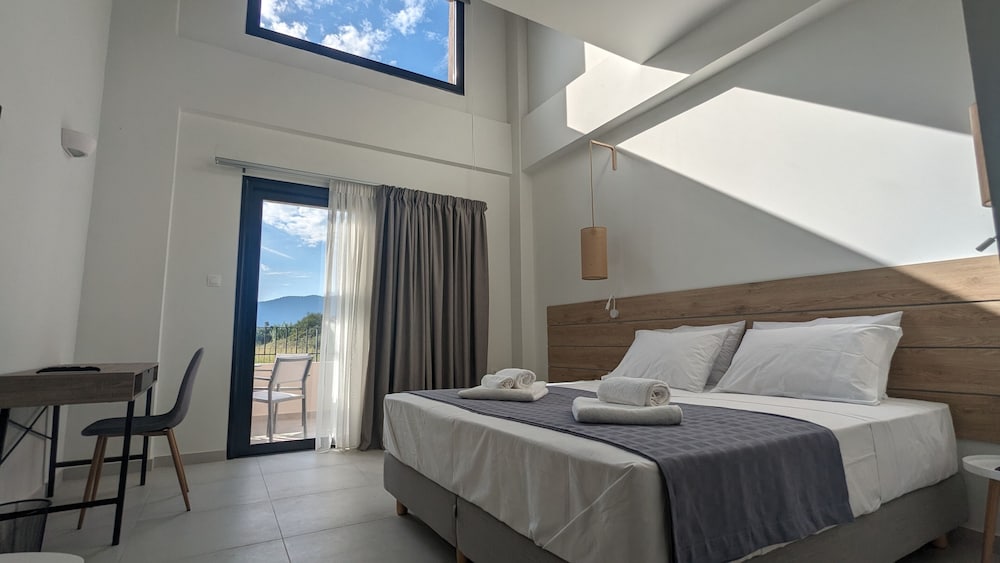 Dúplex | Vista a Jardín y al Mar de Costado