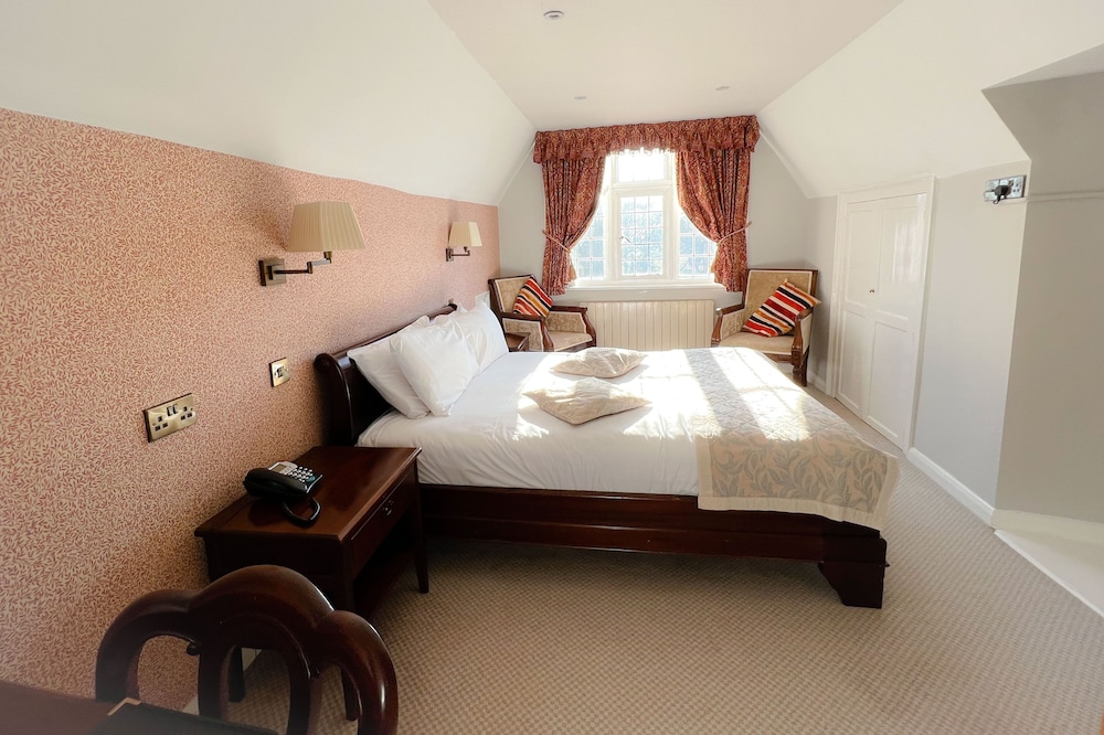 Family Room, Double Bed and 2 Twin Beds, no lift - Photo 3