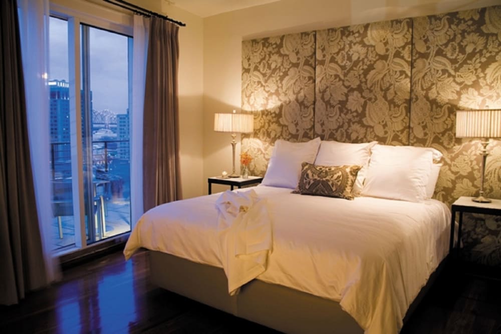 Presidential Penthouse, 1 King Bed, City View (Cityscape King Terrace Penthouse (CTP) photo 2