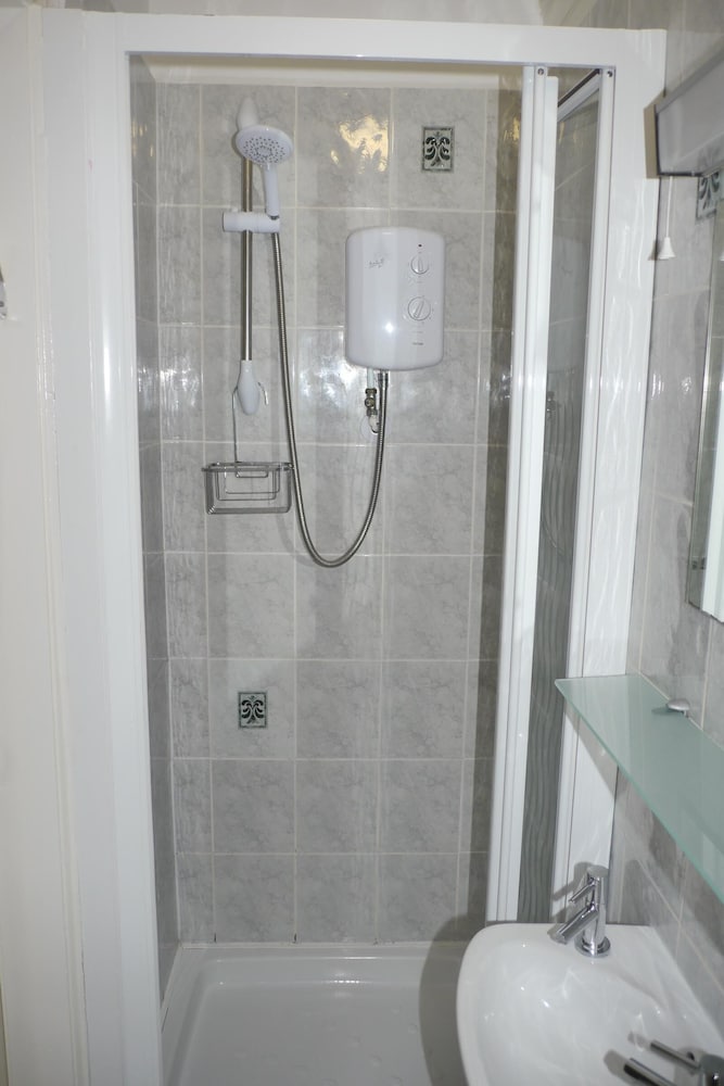 Apartment, Shared Bathroom (Apartment 1) photo 3