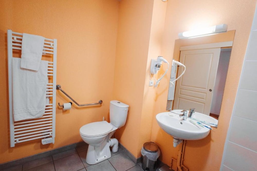 Classic Apartment - Photo 4
