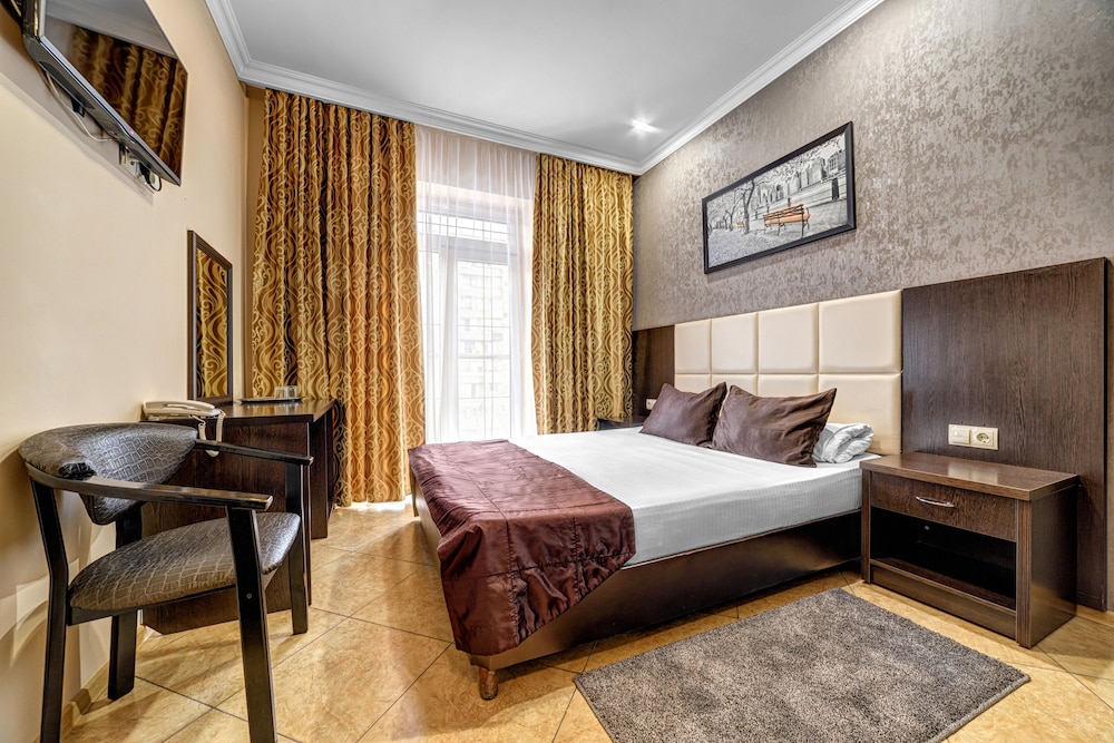 Comfort Room photo 2