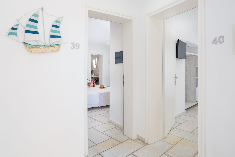 Suite, 2 Bedrooms, Sea View photo 3
