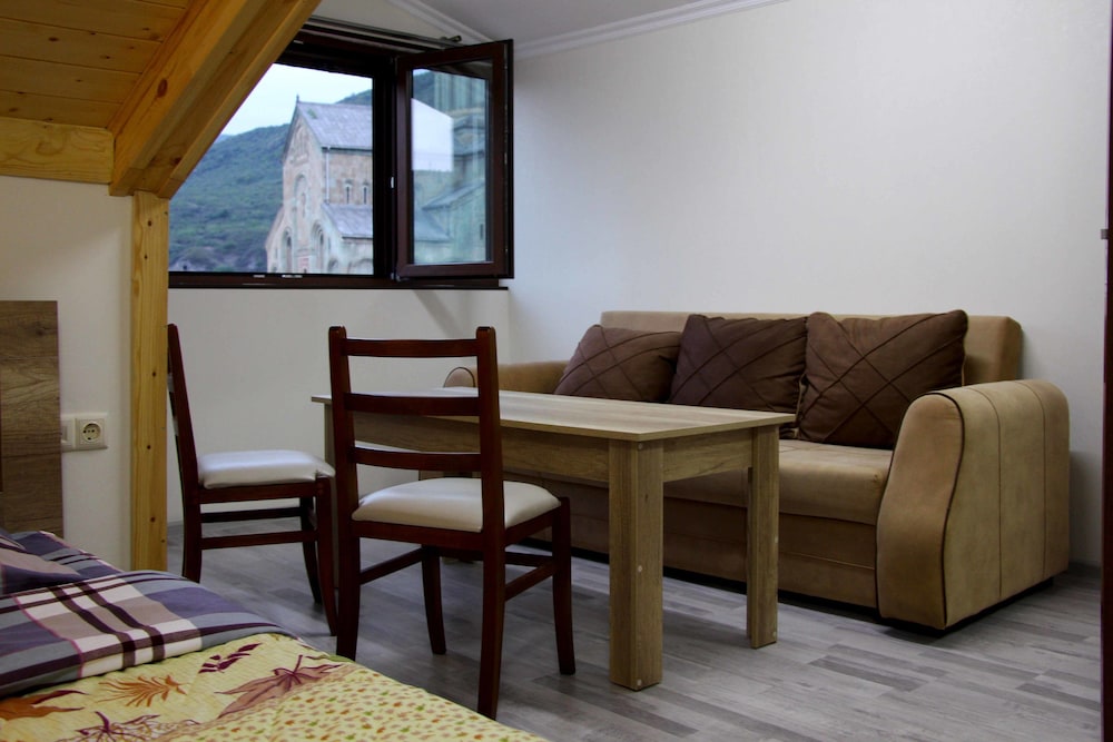 Family Loft, 1 Queen Bed With Sofa Bed, Mountain View, Mountainside photo 3