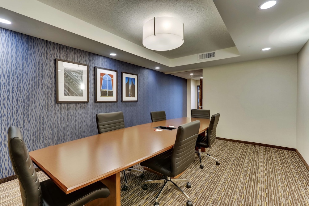 Suite, 1 King Bed, Accessible, Refrigerator & Microwave (2 Rooms, Board Room Table, Roll in)