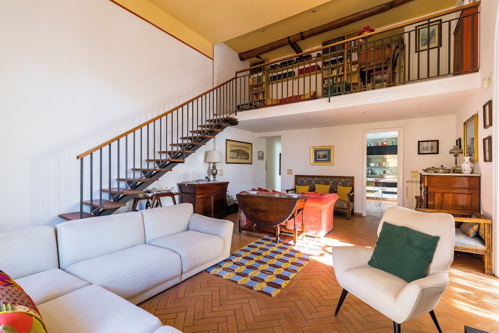 Apartment (3 Bedrooms)