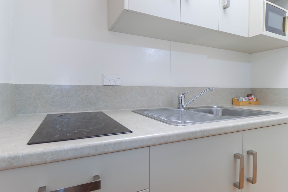 Standard Double or Twin Room, Non Smoking, Kitchenette (Studio kitchen) photo 3