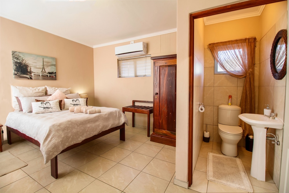 Family Apartment, 2 Bedrooms, River View photo 1