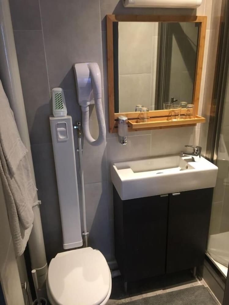 Classic Triple Room photo 3