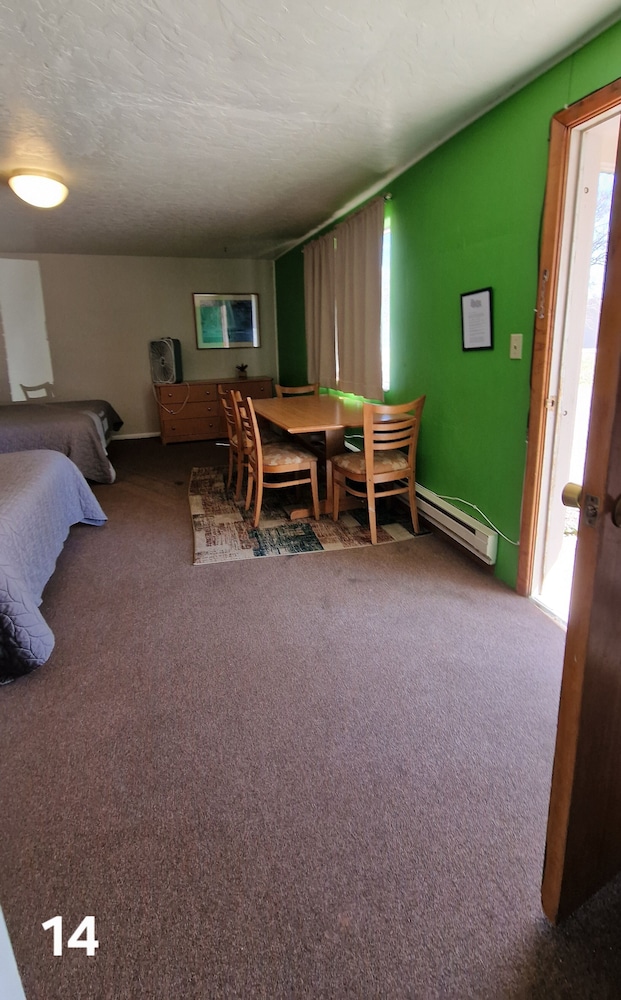 Family Studio Suite, Beach View photo 2