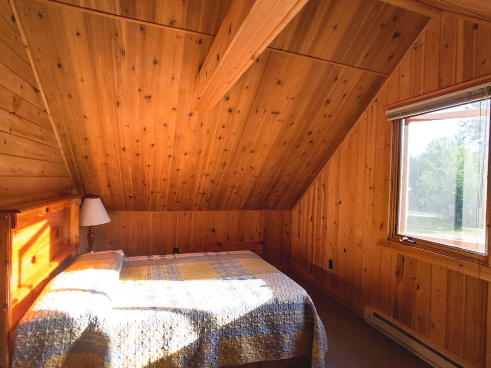 Cabin, Partial Lake View photo 2