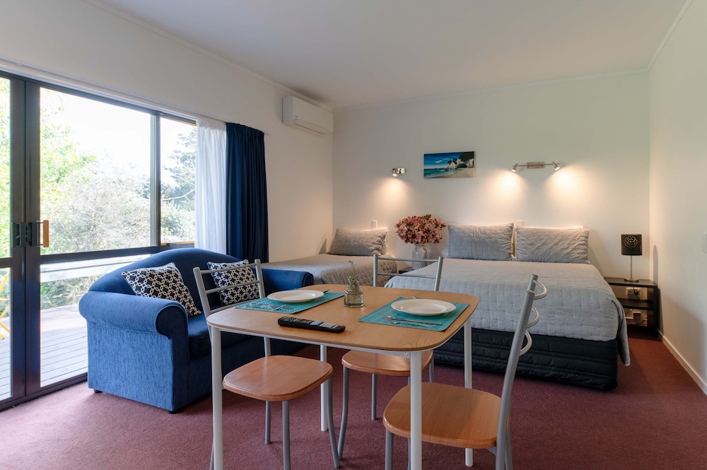 Senior Suite, Non Smoking, Kitchenette