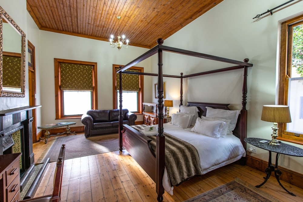 Premier Double or Twin Room, 1 King Bed - Photo 3