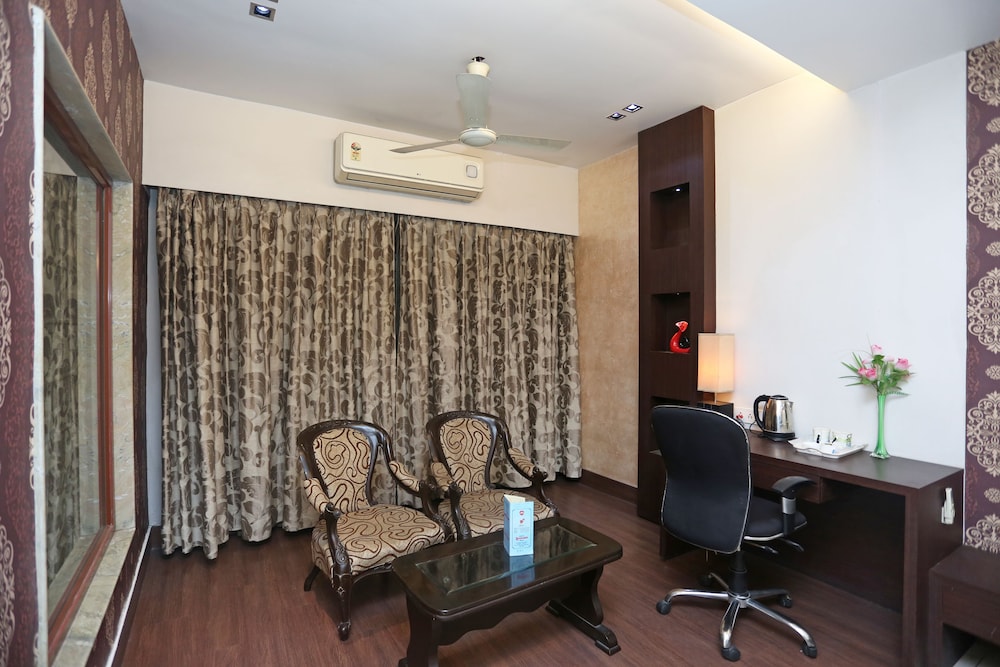Executive Room, 1 Double Bed - Photo 16