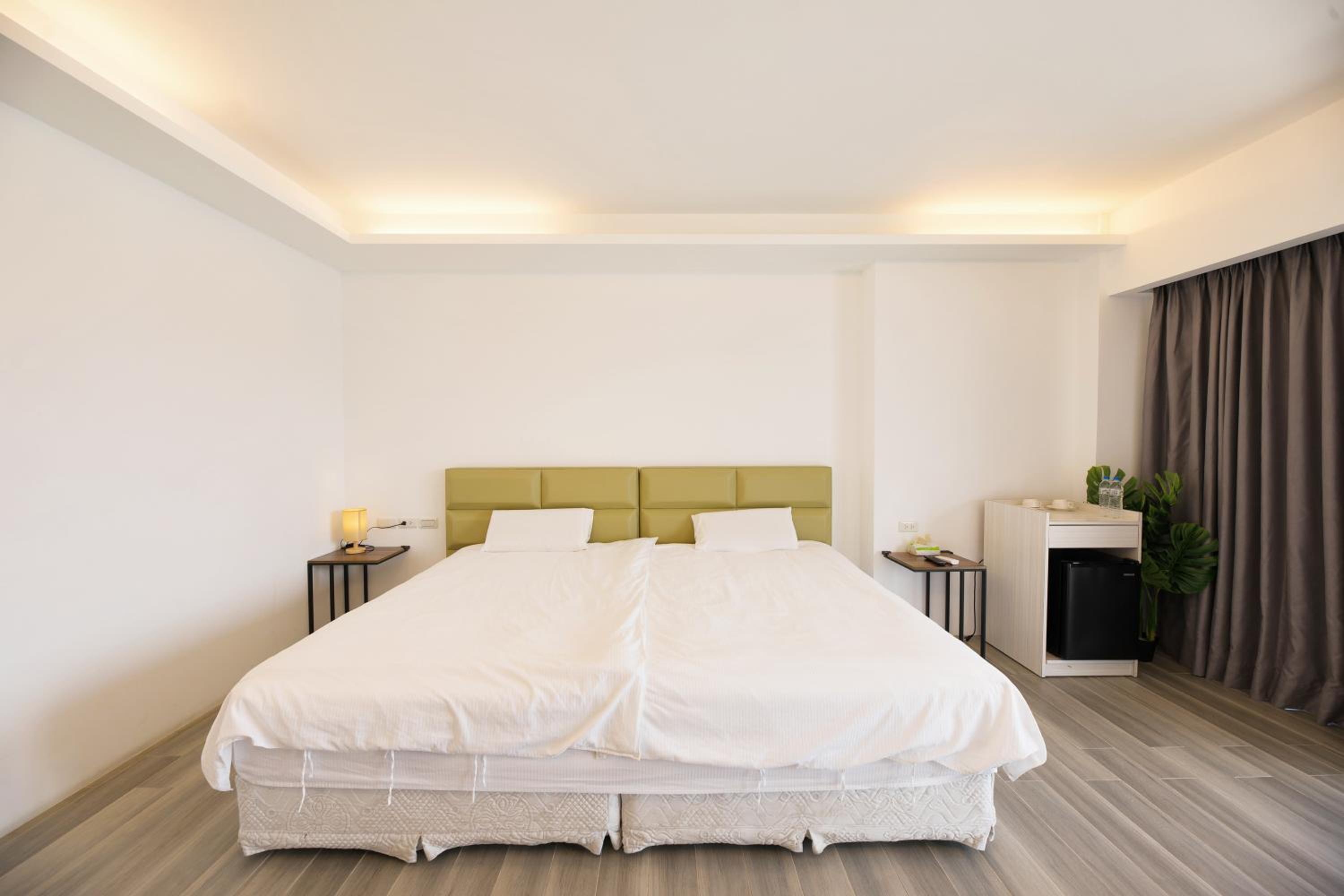 King Room with Balcony photo 2