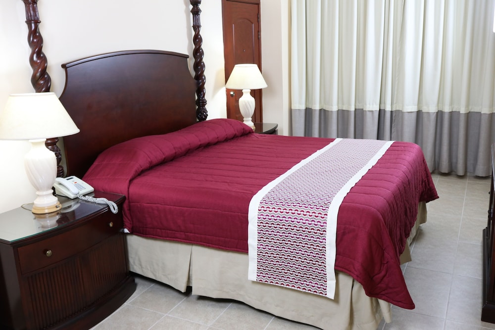Luxury King Room - Photo 1