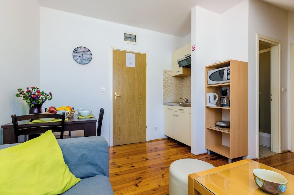 Apartment (Apartment (3 Adults)) photo 3