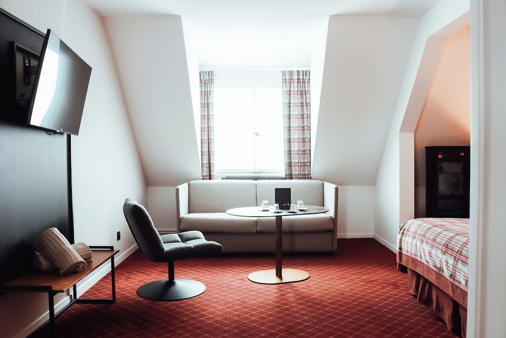 Family Quadruple Room, 2 Double Beds (The Cosy Family) - Photo 3
