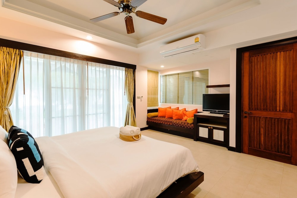 Deluxe Sea View Room - Photo 2