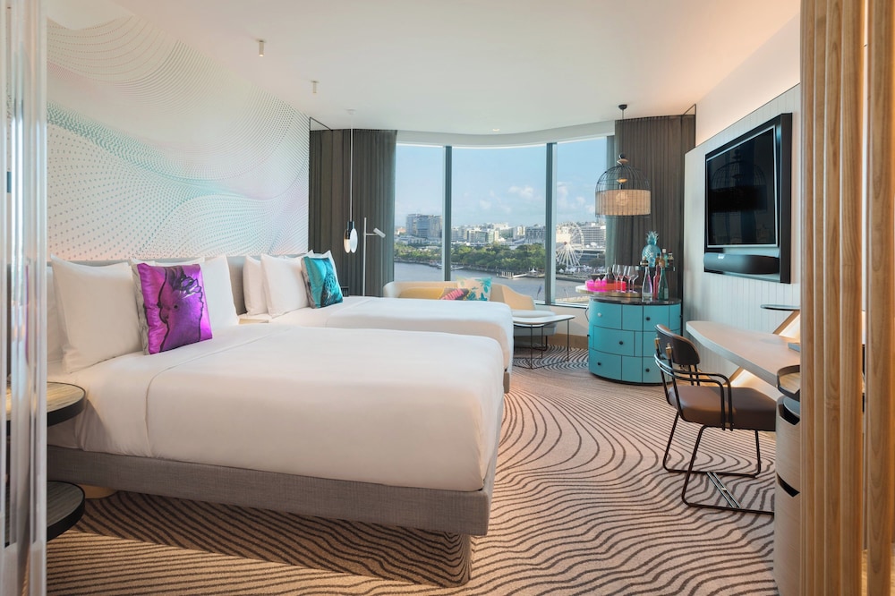 Superior Room, 2 Double Beds, River View